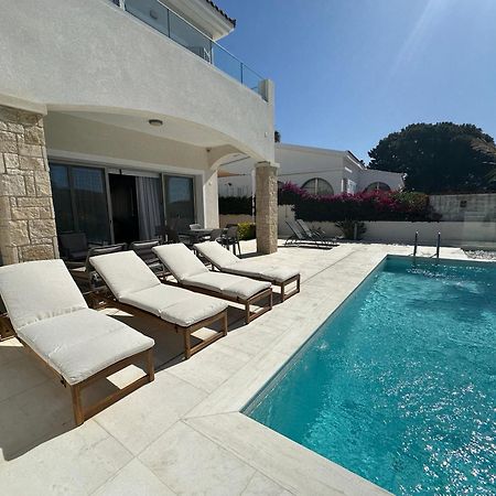 Coral Bay Beach Villa Paphos Esterno foto