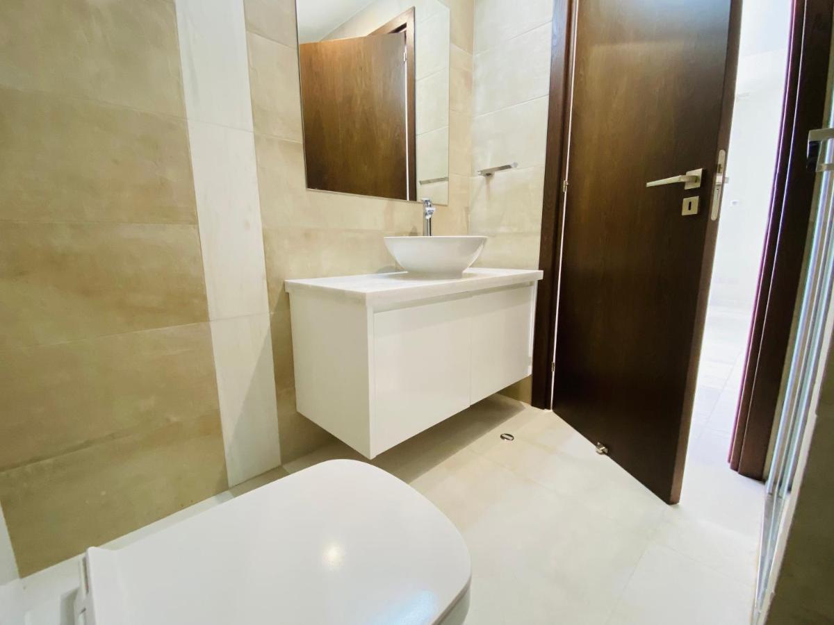 Coral Bay Beach Villa Paphos Esterno foto