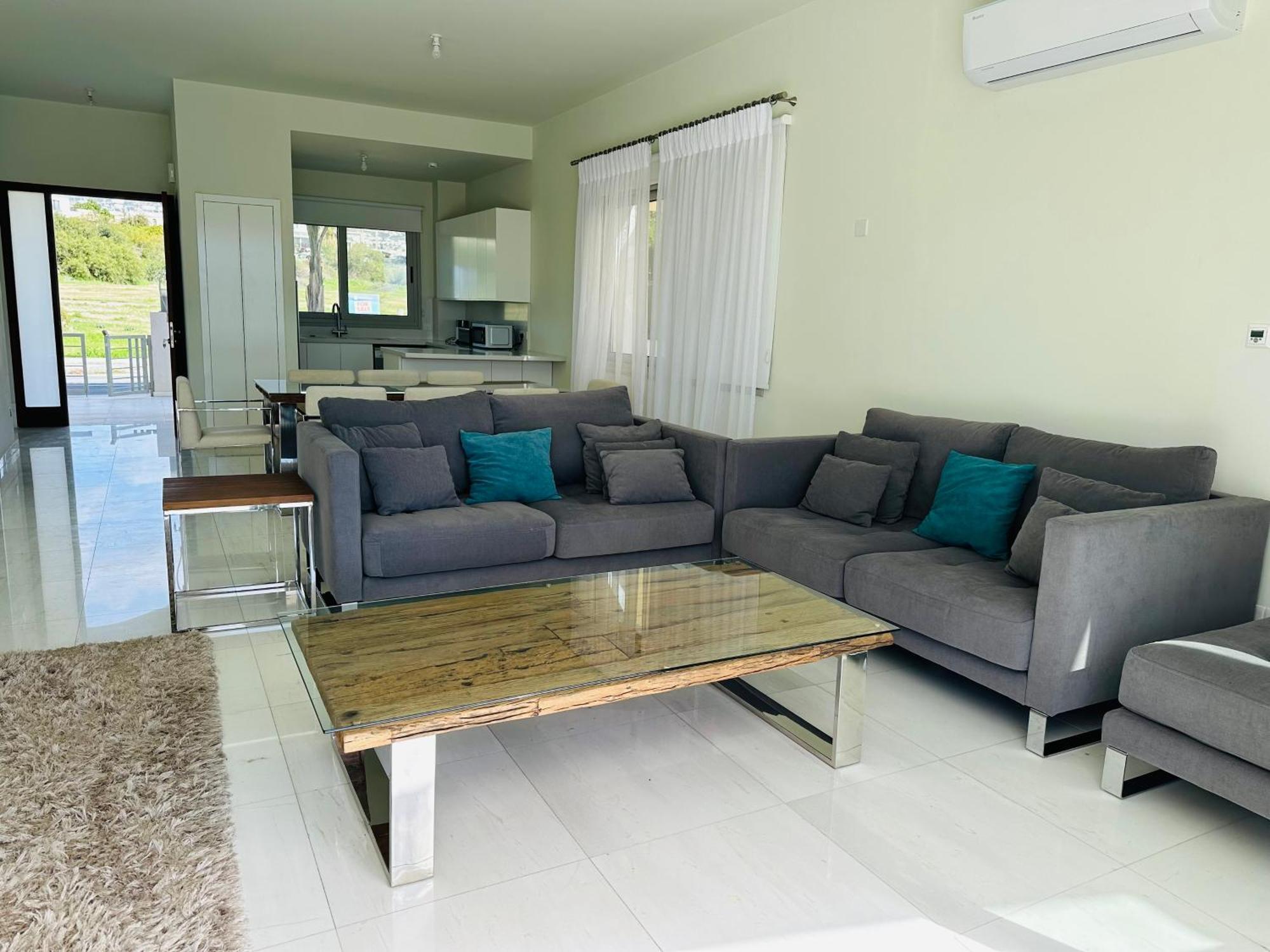Coral Bay Beach Villa Paphos Esterno foto