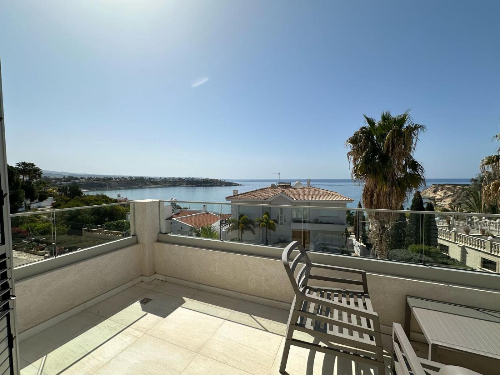 Coral Bay Beach Villa Paphos Esterno foto